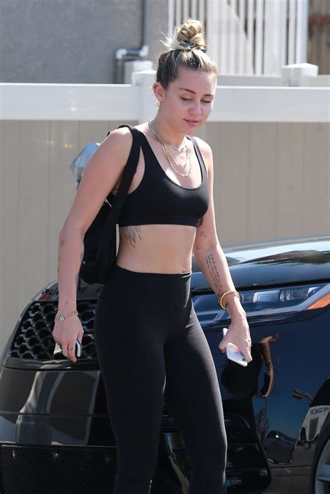 miley cyrus bra